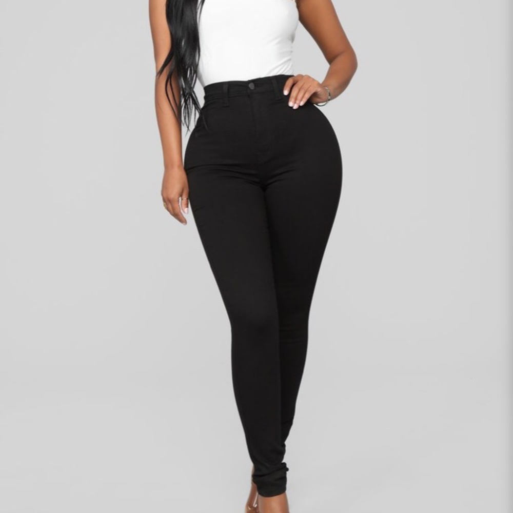 Classic Highwaisted Skinny Jeans size 3